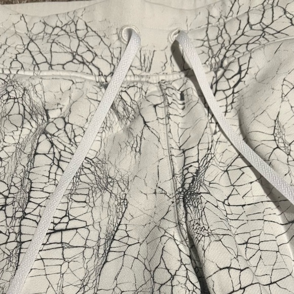 Lululemon Warm Down Jogger *7/8 Length size 8 - Picture 8 of 8